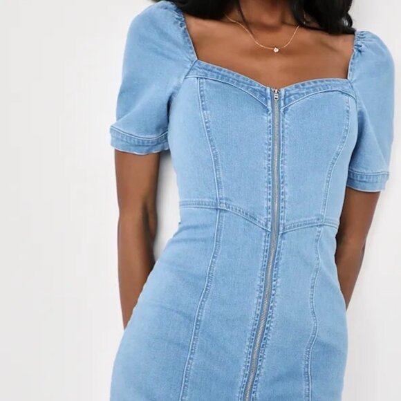 LULU'S DENIM MINI DRESS SM NWT - Picture 2 of 5